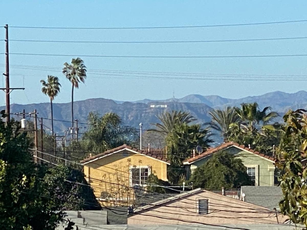 Private Room In Los Angeles La With Tv & Wifi & Ac & View Of Hollywood Sign & Private Fridge & Shared Kitchen!!! Bagian luar foto